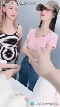 劲爆直播群交「冬阴功」对白刺激炸裂！帽子妹妹首次被肛交，喷水，吞精，人美逼遭罪，粉丝就要看他一个人 截图6
