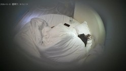 酒店情趣圆床偷拍年轻情侣邻家小姐姐挨操后媚眼如丝拽着男友JJ不撒手 截图10