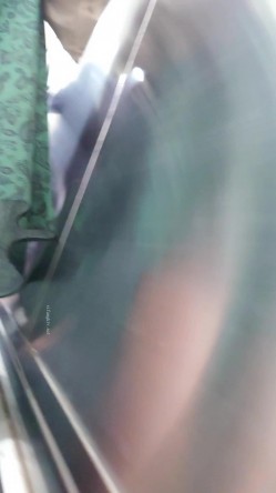 人妻熟女控必备！天生妖娆风骚脸淫荡骚妻【小愤青】露脸性爱自拍视图集，大白天街边车震居家各种啪啪相当反差 截图6