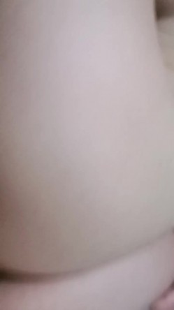 嫩妹小姐姐！细腰美乳展示身材！炮友扣穴掏出大屌深喉，怼着肥穴一下挺入，操的奶子直晃动 截图13