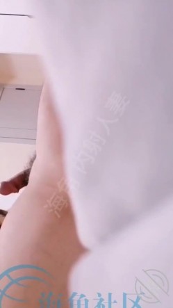 海角泡良大神内射人妻八号在街道社区工作的34岁离异良家少妇家过夜 截图2