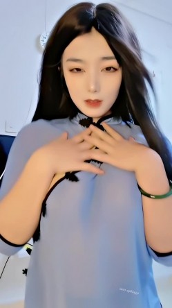 青春无敌，抖音风艺校美少女【杨晓花】定制福利，露脸露点，各种热门BGM裸舞 截图7