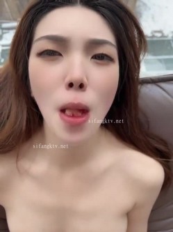 超极品泄密流出视图 ️白领美女孙M瑶被变态富二代包养温泉酒店度假自拍性爱SM视频 截图4