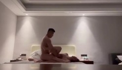 淫妻3P群P自慰露出尿脸,【双面夫妻_0575妓啪啪】,反差都市丽人，约单男交换 截图7