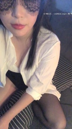 制服OL美乳网红【大叔给我一点酸奶喝啊】渴望精液 约炮粉丝大叔无套啪啪 连操两炮口爆吞精 高清源码录制 截图16