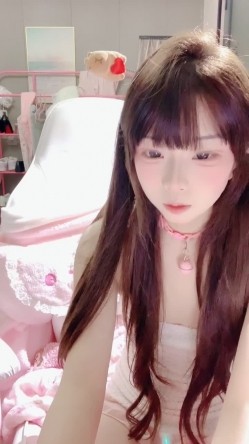 骨感校花被干了【呆呆萝】跳蛋入体自慰 扣逼 吃鸡 内射 截图4
