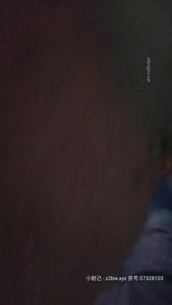 【足疗店小粉灯】偷拍  扫街达人，走街串巷，不少少妇纳入胯下，干得娇喘高潮不断！真实 截图13