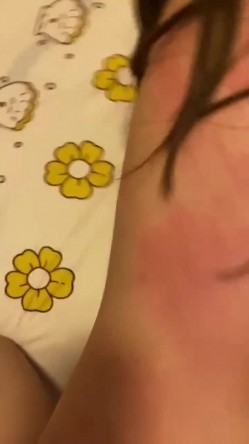 【网曝热门事件 震惊】超火爆吉林女孩岳欣玥最新性爱视频流出 黑鬼6P黑丝 皮鞭SM爆菊 日常全裸操 高清720P原版 截图11