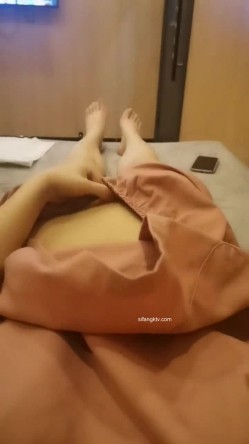 颜值美女~【蜜蜜蜜蜜桃】足疗 精油~按摩私密~爽晕了~第二发~~~ 截图6