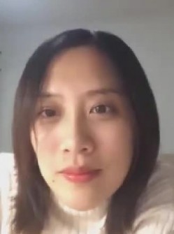 老土豪勾引良家少妇，用财气贵贵的手机引诱少妇自慰，一开始还挺矜持说不会自慰，摸起逼逼来呻吟给力！ 截图2