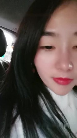 骚气少妇驾车户外找了个就房子尿尿 野外露逼再回到车上跳蛋震动自慰 截图10
