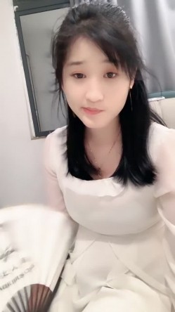 校花来了！好漂亮好甜美，清纯反差小姐姐【云妹妹】自慰！一字马！好想进入她 截图6