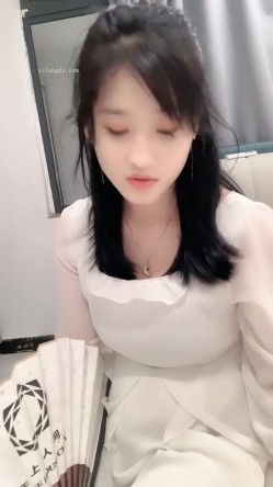 校花来了！好漂亮好甜美，清纯反差小姐姐【云妹妹】自慰！一字马！好想进入她 截图7