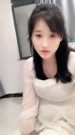 校花来了！好漂亮好甜美，清纯反差小姐姐【云妹妹】自慰！一字马！好想进入她 截图11