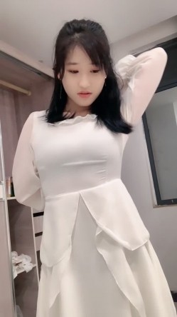 校花来了！好漂亮好甜美，清纯反差小姐姐【云妹妹】自慰！一字马！好想进入她 截图14