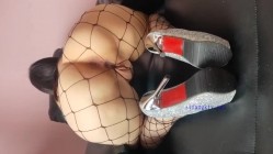 【臀控】电报群调教大神【宇轩】的淫荡骚妻母狗私拍 扩张异物插入3P肛交各种极限操作 截图8
