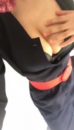 【真实空姐 ️稀缺航空】极品制服『空姐』反差婊私拍集 佳妮空姐多名女神接机啪啪 穿空姐制服做爱 截图6