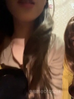 ️反差骚货【yenai_xx】双人反差骚女大奶乳型诱人极品高颜值巨乳 截图9