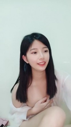 超重磅绝版资源！校花女神【一梦】早期下海珍贵录像~！ 截图6