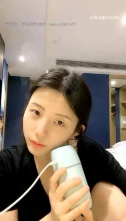 骚逼少妇【白虎少妇】吊锤奶,无毛白虎穴,口活干炮一条龙,会玩还得是少妇 截图1