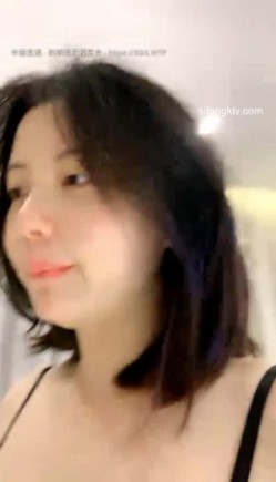 骚逼少妇【白虎少妇】吊锤奶,无毛白虎穴,口活干炮一条龙,会玩还得是少妇 截图5