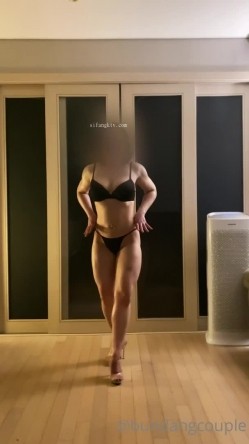 巨乳撸铁健身女神【本当夫妇】淫荡私拍199部完结~超大阴蒂开肛潮喷3P绿帽 截图4