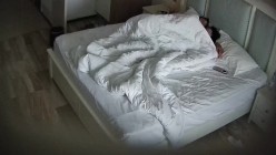 最新流出酒店偷拍 大学生情侣暑假炮调皮的苗条眼镜女友只管撩不管降火被小哥狠狠抱起来操 截图9