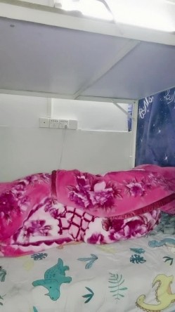 最新极品性感美女和炮友在宿舍吃鸡干炮美滋滋！【性感小可爱】娇喘嘻嘻特别淫荡特别是粉鲍很招人喜欢 截图16