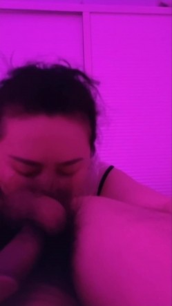 御姐女王范会所金牌技师，重庆巨乳小尤物【婉儿】特色性爱服务，双飞吹拉弹唱一条龙爽翻天 截图4