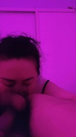 御姐女王范会所金牌技师，重庆巨乳小尤物【婉儿】特色性爱服务，双飞吹拉弹唱一条龙爽翻天 截图5