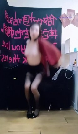极品全身镜头裸舞【境宝】王级裸舞女主 动作铿锵有力 极品 截图5