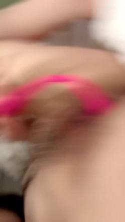 【泥好】甜心学妹 颜直明星脸 跳蛋塞逼淫水多多道具塞逼里抽插搅拌 截图9