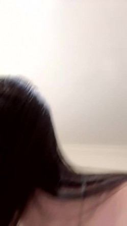 【泥好】甜心学妹 颜直明星脸 跳蛋塞逼淫水多多道具塞逼里抽插搅拌 截图15