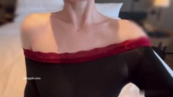 极品调教博主，【狗爹和小桃】小母狗超骚，付费群，这妹子的巨乳是真的顶 截图6