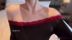 极品调教博主，【狗爹和小桃】小母狗超骚，付费群，这妹子的巨乳是真的顶 截图7