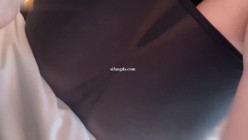 极品调教博主，【狗爹和小桃】小母狗超骚，付费群，这妹子的巨乳是真的顶 截图14