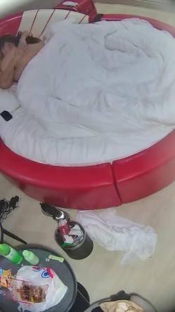 情趣台强烈推荐 超级大坦克 胖得很匀称 个人觉得一点不难看 脸型也不错 这奶子太大 好想闷进去 截图10