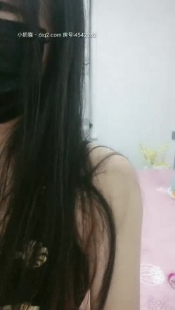 最美学妹姐妹花【大四学妹吞精内射】携骚闺蜜和两个粉丝疯狂4P轮操 玩的太嗨无套爆操粉穴内射 截图5