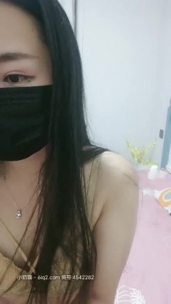 最美学妹姐妹花【大四学妹吞精内射】携骚闺蜜和两个粉丝疯狂4P轮操 玩的太嗨无套爆操粉穴内射 截图16