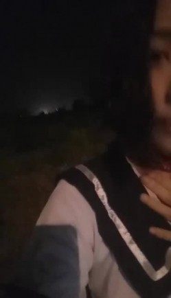 样子纯情的女主播穿着水手制服勾搭小车司机路边车震美女主播下面毛真多 截图14