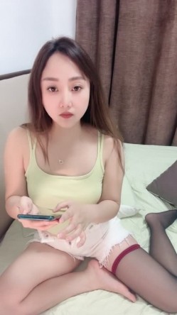 【你的白月光】G奶御姐 白皙玉体 揉拍打多毛骚穴扣穴道具自慰 狂鲁 截图3