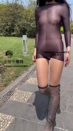 九头身大长腿骚妇「金秘书」全量推特资源 商场大尺度露出、挂挡杠插逼、肛塞脱肛 截图8