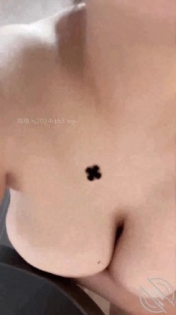 海角淫乱大神奶子即正义肛交激战,玩弄前凸后翘的嫂子,把她变成我的小母狗 截图16