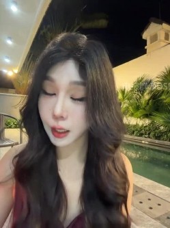 ️黑丝御姐【linjianvhai】极品网红脸御姐、长腿黑丝高跟职业装、自慰诱惑 截图1