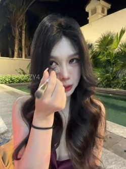 ️黑丝御姐【linjianvhai】极品网红脸御姐、长腿黑丝高跟职业装、自慰诱惑 截图9