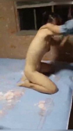 偷情被捉奸 截图3