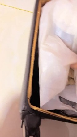 丧志母狗无脑调教，大奶肥逼骚臀老熟女，淫声荡语玩奶拳交骚逼，爆草抽插，母狗爬行射她骚奶子上，精彩刺激 截图3