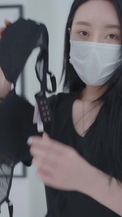 韩国美女性感内衣丝袜换装视频合集 截图1
