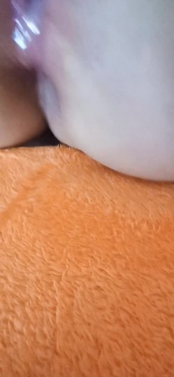 真实母狗邻居【独恋猫猫】 调教邻居母狗，露脸，喝尿，操尿，SM，骚话对白，捆绑，毒龙，三通，装修新房里干 截图16