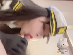 【淫荡母狗完美露脸】肥臀小骚货『兔兔』最新VIP电报群私拍 卫生间口爆吞精 野外黑丝美臀露出啪啪 肥臀让人欲罢不能 截图15